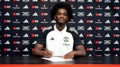 Man Utd sign teenager Heaven from Arsenal