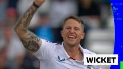 ‘What a breakthrough!’ – Carse bowls Gill early to put pressure on India