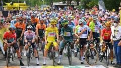 Government pledges £900m for sports events & facilities